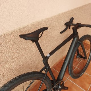Cube Nuroad C62 Gravel Negra