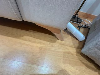 Sofá de tela beige