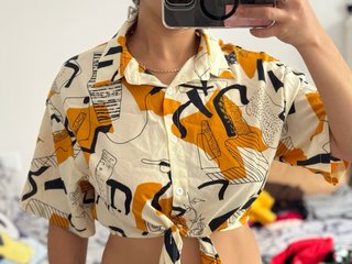 Camisa estampada corta