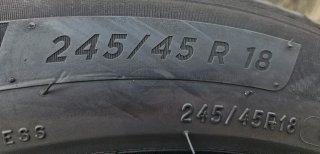 Set de 4 Llantas con Neumáticos