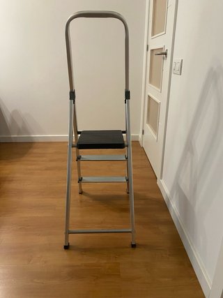 Escalera Plegable de Aluminio