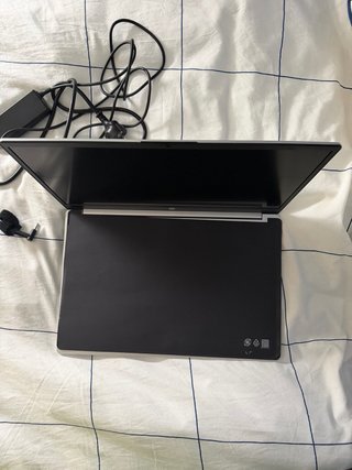 HP Ryzen 7 | 16 GB RAM | 1 TB SSD Plata