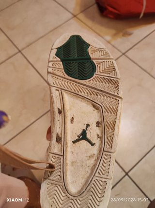 Scarpe Jordan ragazzo bianche e verdi