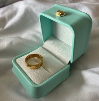 Anillo Cartier Dorado