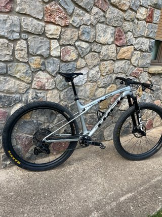 Trek Supercaliber SLR 9.9 X0 AXS Gen 2