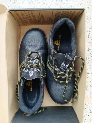 Zapatos de Seguridad Delta Plus