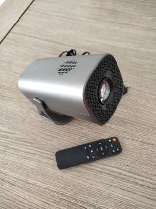 Proyector Inteligente P30 - WiFi 6 + Bluetooth