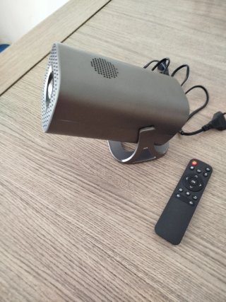 Proyector Inteligente P30 - WiFi 6 + Bluetooth