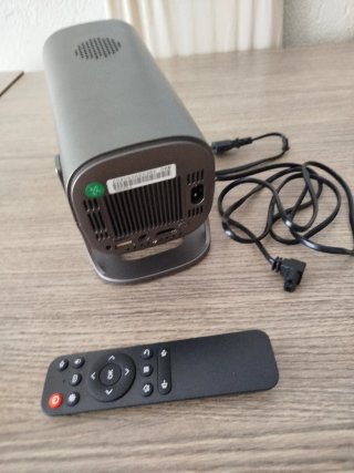 Proyector Inteligente P30 - WiFi 6 + Bluetooth