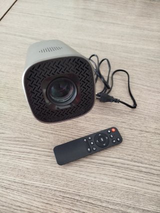 Proyector Inteligente P30 - WiFi 6 + Bluetooth