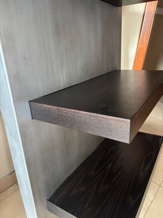 Estantería de diseño madera y metal