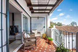 Dúplex en venta en Los Arqueros-Puerto del Almendro en Benahavís