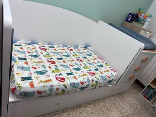 URGE! Habitación Infantil: Cama y Cambiador
