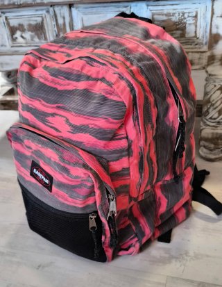 Mochila Eastpak Amplia