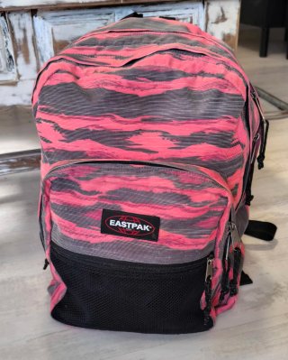 Mochila Eastpak Amplia