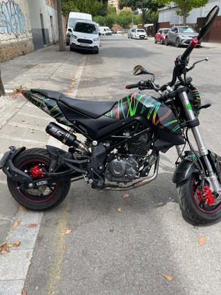 Benelli TNT 125 Negra
