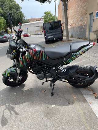Benelli TNT 125 Negra