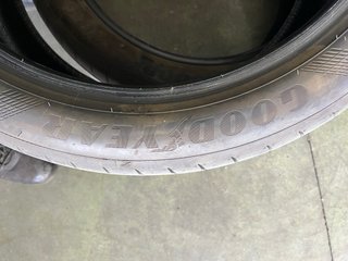Pareja de Neumáticos 255/40R20 104Y Goodyear