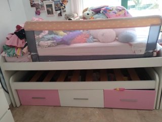 CAMA NIDO BLANCA Y ROSA CON ESCALERA !