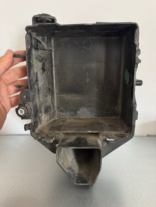 Caja Batería Yamaha SR 250