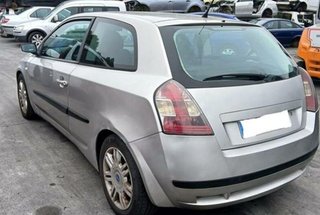 Centralita fiat 73502673 stilo 1.9 jtd / 129189
