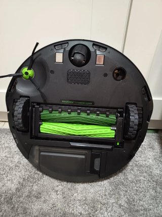 Robot Aspirador iRobot Roomba j7 (j715840)