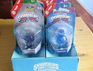 12 trappole Nuove Skylanders trap team Red hot tus