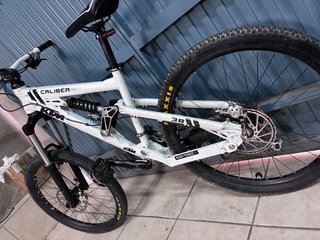Bicicleta de Descenso KTM Caliber 38