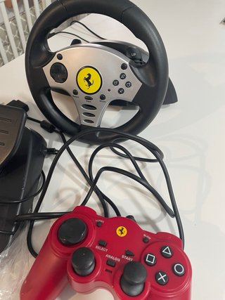 Volante Thrustmaster Ferrari Challenge PS2