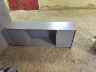 Mueble bajo TV madera gris