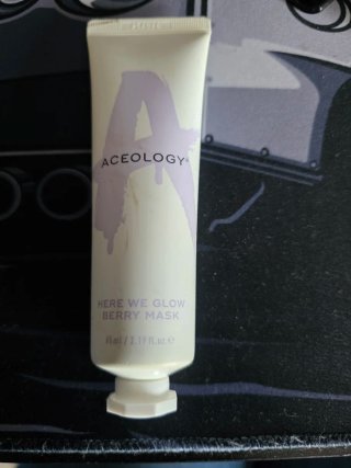 Aceology Mascarilla Facial Berry Glow