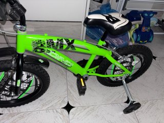 Bicicleta BMX infantil verde