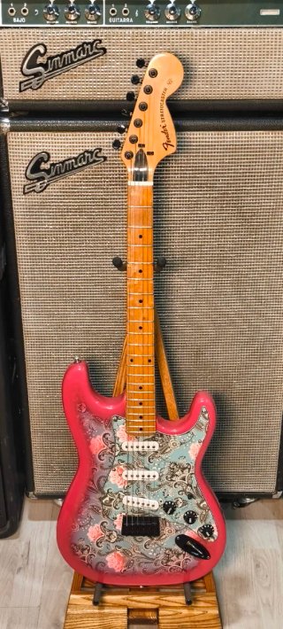 Teisco Stratocaster Japan '72 Paisley Refin