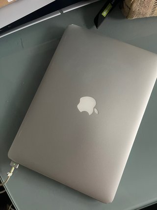 MacBook Air 13” (2015)