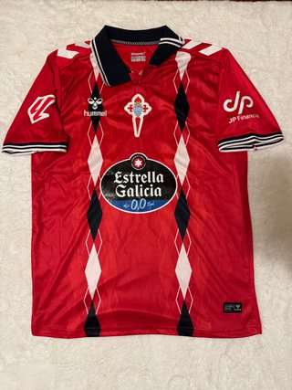 Camiseta Celta de Vigo Hummel Talla XL