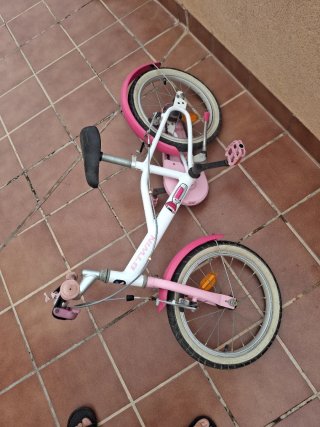 Bicicleta Infantil B'Twin Rosa y Blanca