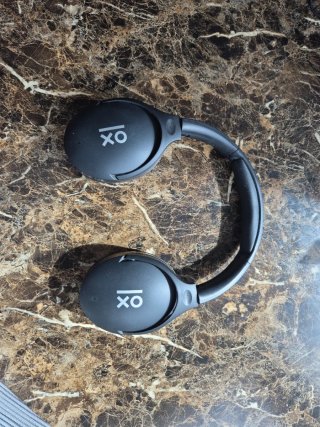 Auriculares Primux Negros y Dorados