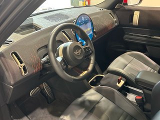 MINI MINI Countryman John Cooper Works ALL4 221 kW (301 CV)