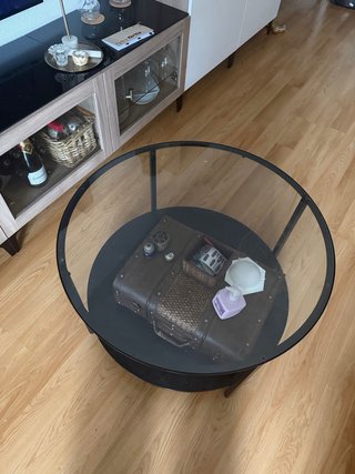 Mesa redonda cristal y metal Ikea