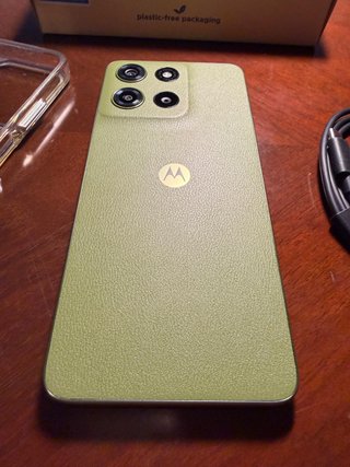 Motorola Moto G15 128GB (Como nuevo + Caja)