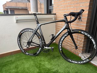 Bicicleta de Carretera Giant Defy Advanced