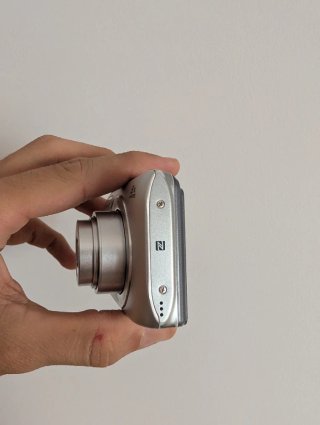 Nikon Coolpix S3700 Wi-Fi 20.1 MP