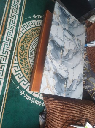 Mesa de Salón con Acabado en Mármol
