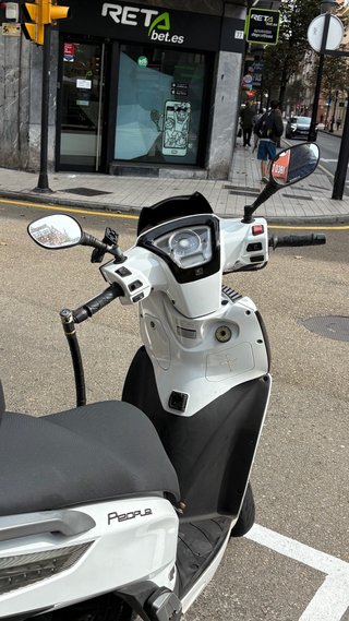 Scooter Kymco People GTI 125