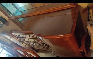 Mueble de salón de madera