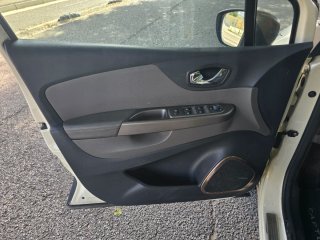 Renault Captur 1.5 dci o0 cv pegatina c 2016