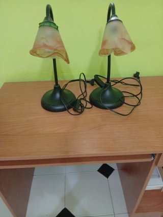 Tavolo consolle in legno e vetro