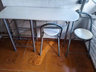 Mesa cocina con 2 sillas