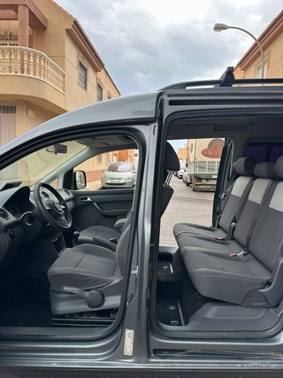 Volkswagen Caddy 2012