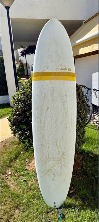 Tabla de surf OLAIAN blanca y amarilla con funda